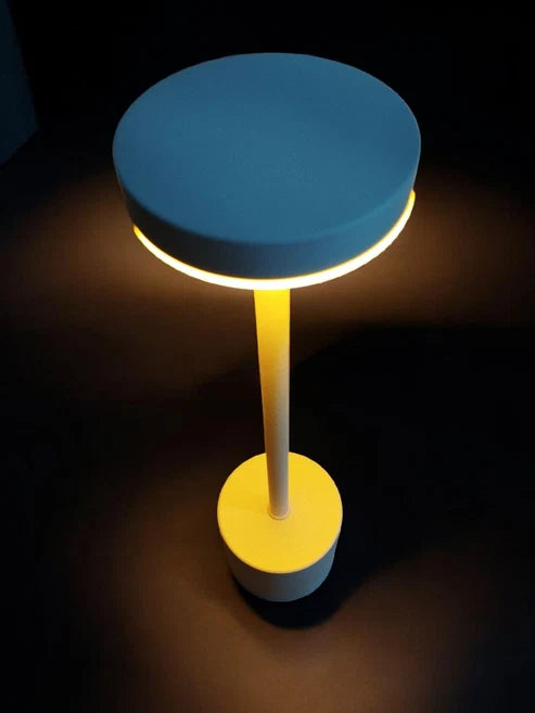 Lámpara de mesa USB recargable